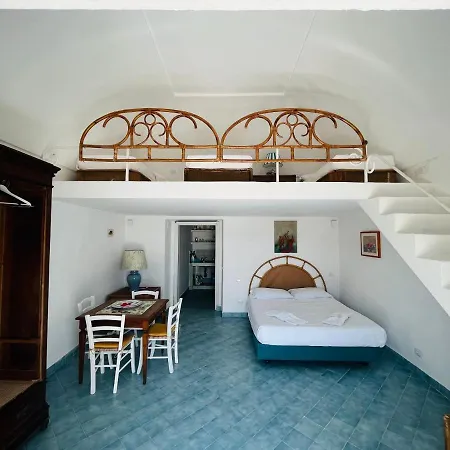 Vino Di Bianca Immobilevante Apartamento