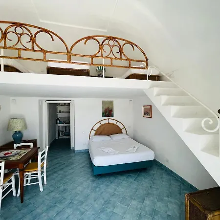 Vino Di Bianca Immobilevante Apartamento Ponza