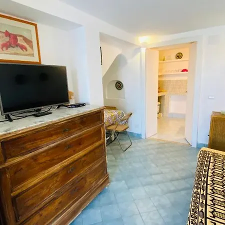 Vino Di Bianca Immobilevante Apartamento Ponza