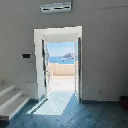 Vino Di Bianca Immobilevante Ponza